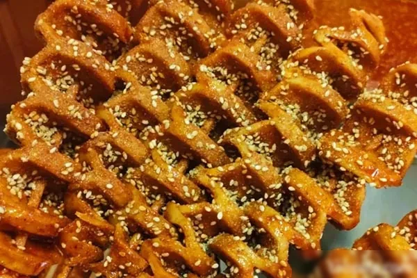 几个小吃课程(面筋、鱿鱼、臭豆腐) 视频教程-爱尚配方网