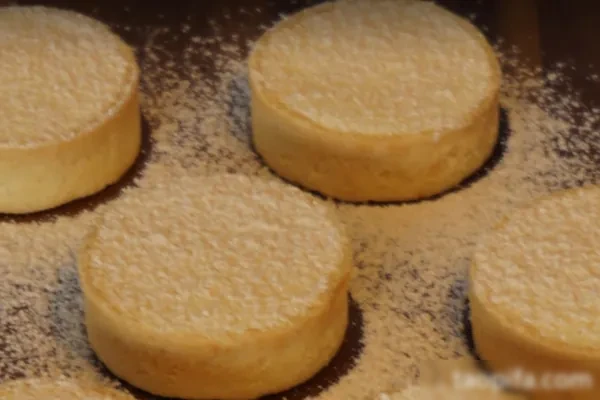 唯甜人气新品好吃到舔盘子的北海道牛乳挞门店新宠-爱尚配方网