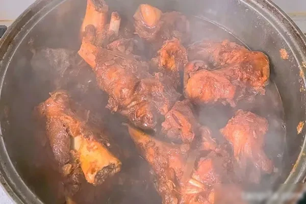 东北酱大骨技术配方资料-爱尚配方网